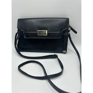 Nicole Miller Wristlet Crossbody Removable Straps
